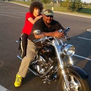 Meet your Posher, Gregory